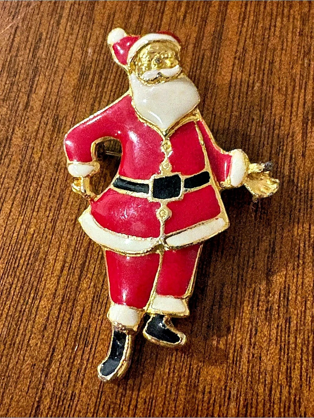 Santa Claus Christmas Brooch Red White Enamel Gold Tone Holiday Pin